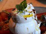 Burrata sur Salade de Tomates