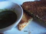 Grilled cheese au pesto de sauge et trempette aux herbes fanées