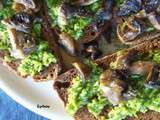 Tartines à la fleur d'ail et aux champignons