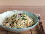 Tagliatelles sans gluten avec crème fraîche et speck