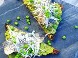 Tartine de guacamole aux petits pois, sardines et jeune navet