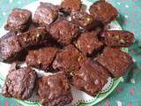 Brownies au chocolat , pistaches et amandes