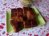 Gâteau moelleux au yaourt et à la pâte à tartiner