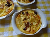 Gratins de pommes, raisins secs et chocolat blanc