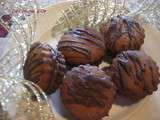 Petits biscuits fourrés au chocolat