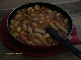 Rougail de saucisses aux pommes de terre