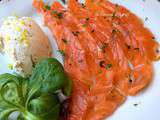 Gravlax de saumon au citron et au poivre timut et sa crème fouettée citronnée