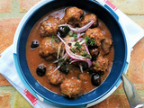 Salmis de boulettes (ragoût de boulettes au vin rouge)