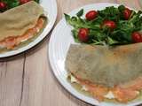 Crêpes à la farine de lentilles, saumon fumé et fromage frais