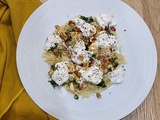 Salade d’orzo au céleri-rave rôti, grenade, zaatar et menthe