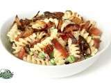 Fusilli au Petits Pois, Bacon et Oignons Croustillants