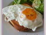 Croque au chèvre et son œuf à cheval