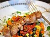 Brochettes de rognons de veau et mirepoix de légumes