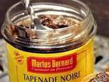 Sot-l'y-laisses panés sur toasts grillés  à la tapenade noire