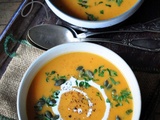 Velouté de patate douce, carotte et lait de coco aux épices