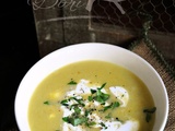 Velouté de poireaux, carottes, lentilles corail et crème de coco