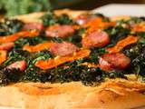 Pizza au chou Kale, carottes et saucisse fumée