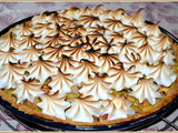 Tarte à la rhubarbe meringuée