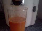 Jus de pomme, carotte, orange