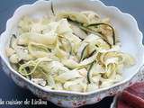 Tagliatelles de courgettes, fourme d'Ambert, jambon cru et pommes