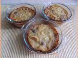 Petits Clafoutis aux amandes, pommes, poires et raisins secs