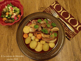 Pintade confite aux légumes d’hiver et poires caramélisées