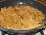 Tarte aux oignons, pommes et boudin