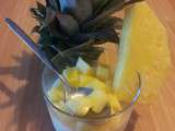 Panna cotta au lait de coco, à la vanille et à l'ananas