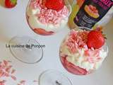 Verrine de fraises au sirop de gingembre et ganache blanche