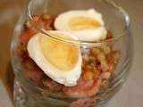 Verrine de lentilles au saumon et oeuf de caille mollet