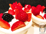 Pavlova de fruits des bois