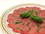 Carpaccio de Bœuf Huile d'Olive Citron Basilic et Vinaigre Balsamique Blanc