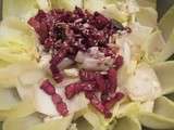 Salade d'endives, roquefort et lardons