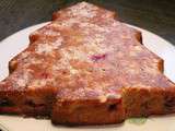 Gâteau aux pommes, cassi, amandes et à la saveur pain d'épices