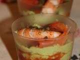 Verrines de crevettes, avocat et saumon fumé