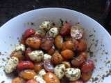 Salade de tomates au pistou