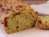 Cake salé aux courgettes et aux tomates séchées, recette végétale