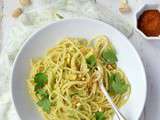 Spaghetti  Sauce  detox  à l'avocat, chlorella, ail & piment} #vegan