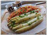 Assiette printanière : asperges et crudités