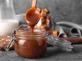 Sauce au caramel healthy sans sucre (si si, c’est possible…)