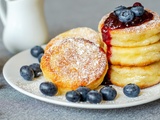 Syrniki, petits pancakes russes de fromage