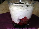 Mousse de banane sur lit de framboises( autre version)