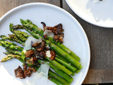 Asperges au beurre à l’ail et aux morilles