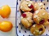 Muffins au citron, amande, miel et framboise