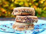 Sablés aux pacanes avec ganaches de chocolat et de caramel à la fleur de sel