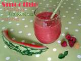 Smoothie pastèque framboises et menthe