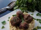 Boulettes d'Agneau Aux Herbes et Houmos Crémeux