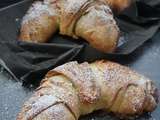 Croissant Aux Amandes