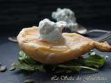 Poire En Habit Feuilleté et Sa Crème Au Roquefort