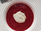 Soupe de Fraises à la Crème de Pistache